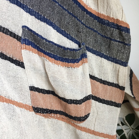 🌵 SOLD Desert Daze Open Knit Dusty Rose Poncho 🌵 - Picture 3 of 4